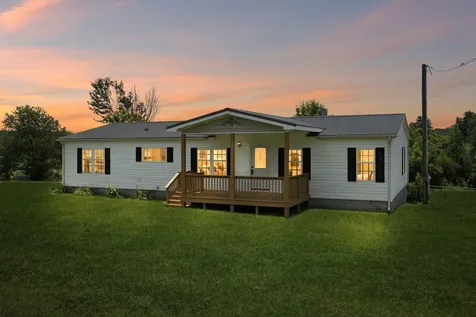 174 Mavis Drive Ethridge TN 38456