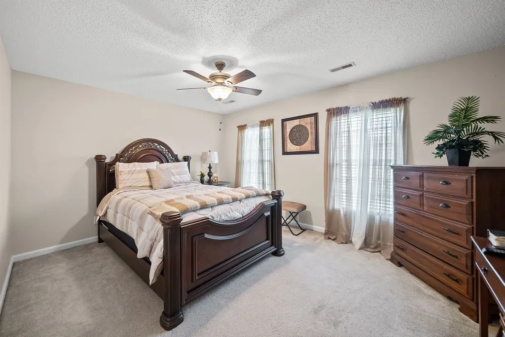 215 Avignon Way Clarksville TN 37043