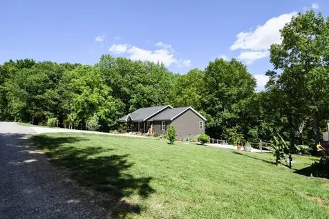 421 Marlin Lane Westmoreland TN 37186