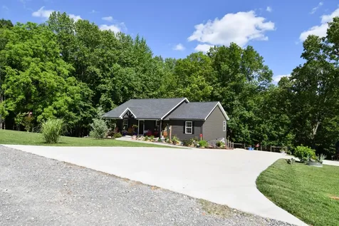 421 Marlin Lane Westmoreland TN 37186
