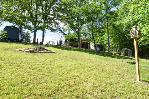 421 Marlin Lane Westmoreland TN 37186