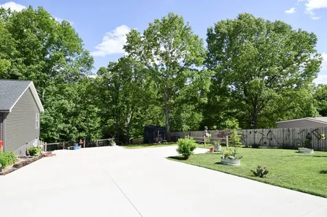 421 Marlin Lane Westmoreland TN 37186