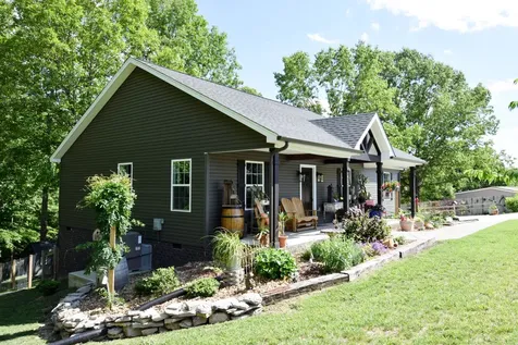 421 Marlin Lane Westmoreland TN 37186