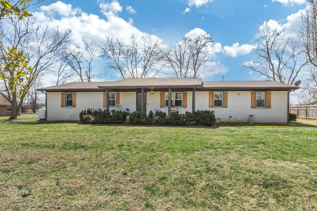 1261 Harrison Road Murfreesboro TN 37128