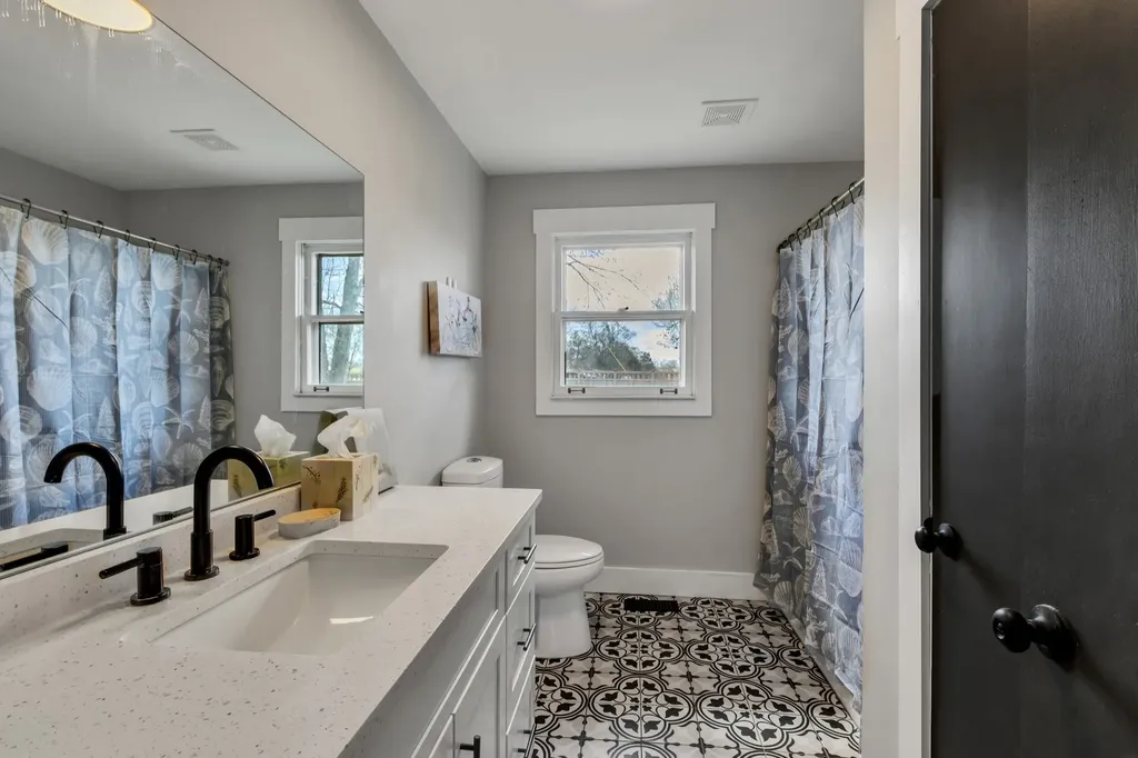1261 Harrison Road Murfreesboro TN 37128