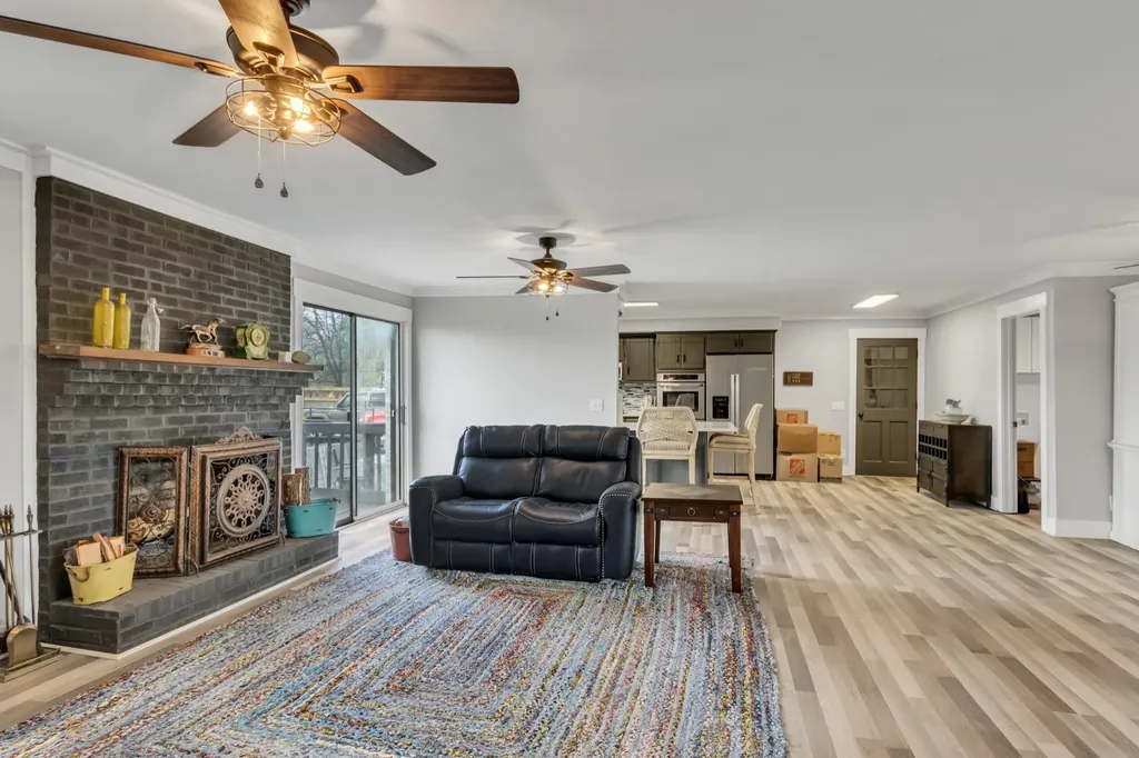 1261 Harrison Road Murfreesboro TN 37128