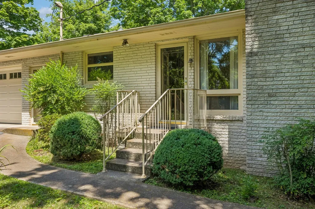 1505 Hillsboro Road Franklin TN 37069