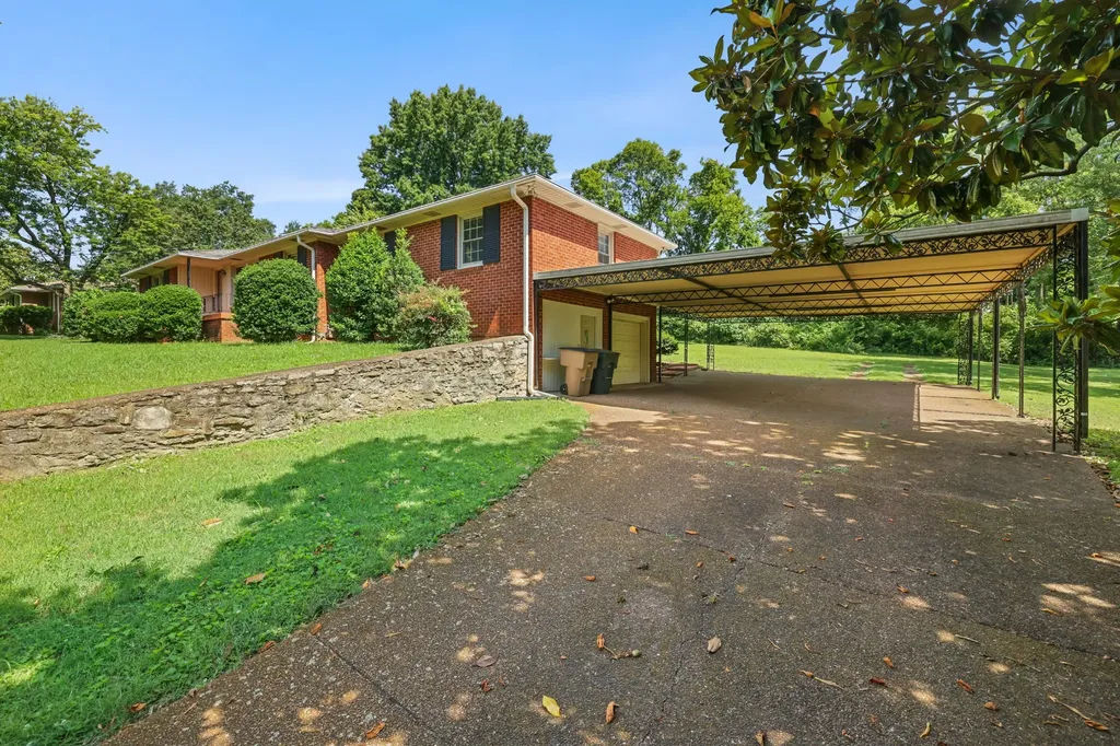 2820 Windemere Drive Nashville TN 37214