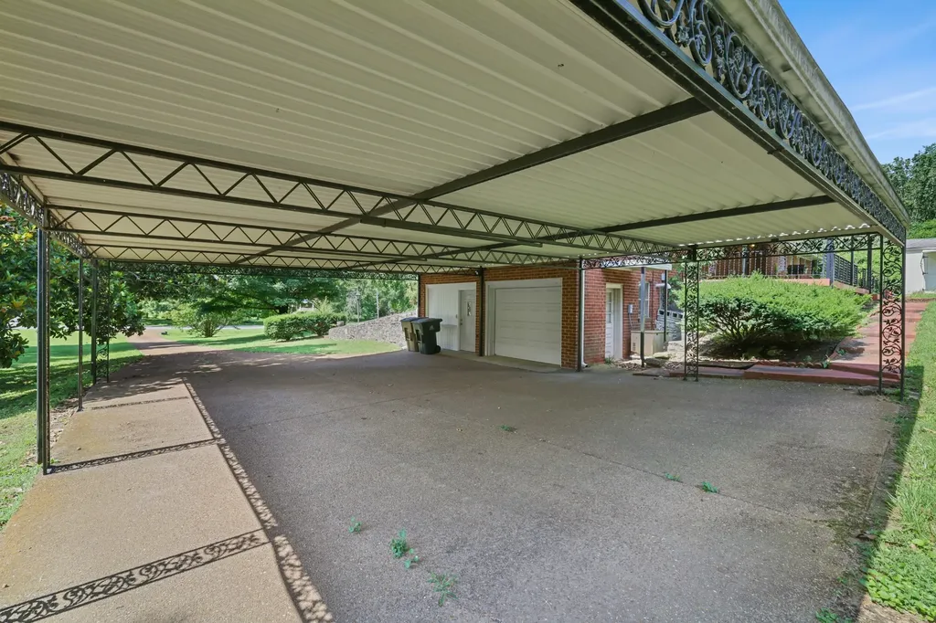 2820 Windemere Drive Nashville TN 37214