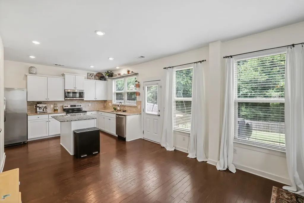 8015 Regiment Drive Spring Hill TN 37174