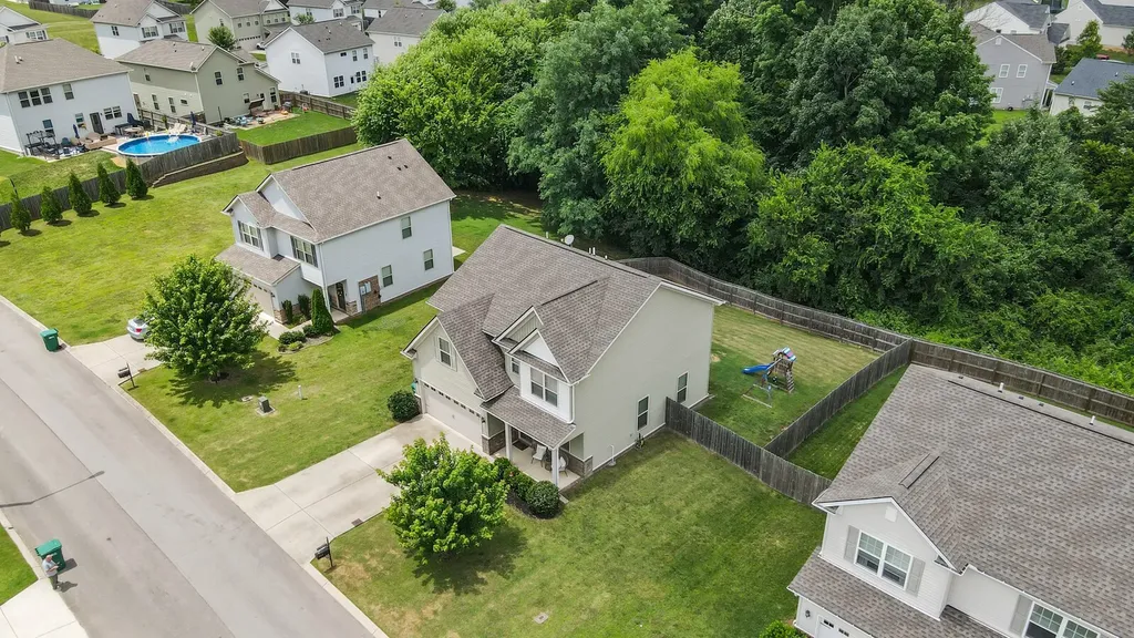 8015 Regiment Drive Spring Hill TN 37174
