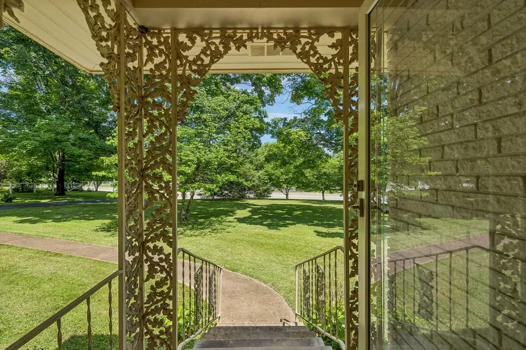 1505 Hillsboro Road Franklin TN 37069