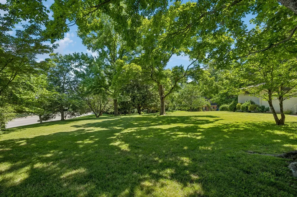 1505 Hillsboro Road Franklin TN 37069