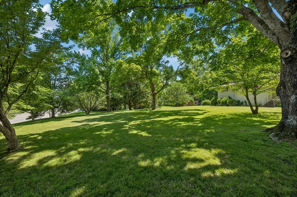 1505 Hillsboro Road Franklin TN 37069