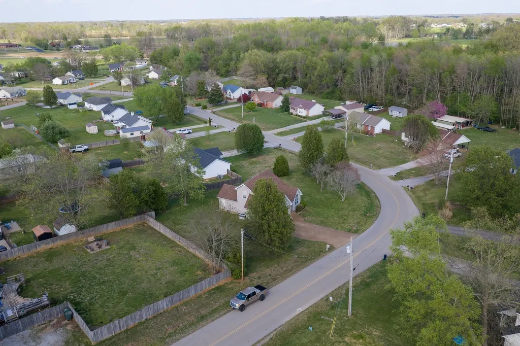 132 Kimberly Street Portland TN 37148