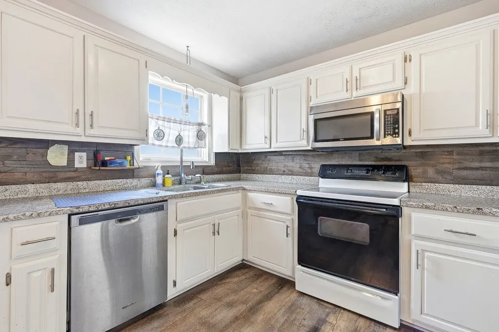 132 Kimberly Street Portland TN 37148