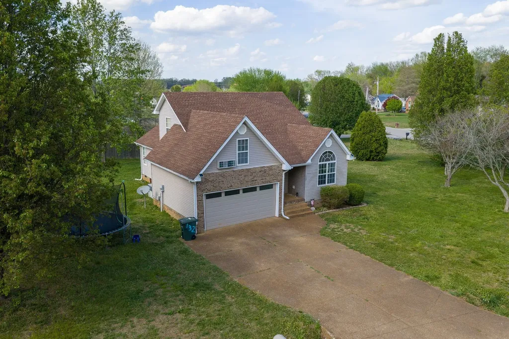 132 Kimberly Street Portland TN 37148