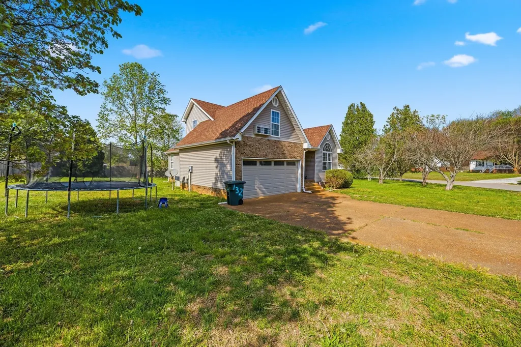 132 Kimberly Street Portland TN 37148