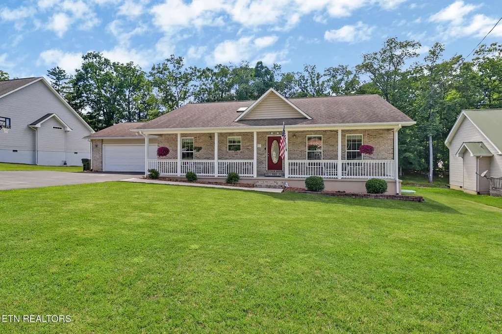 21 Knights Way Crossville TN 38571