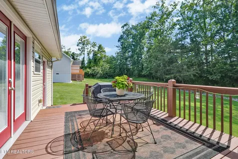 21 Knights Way Crossville TN 38571