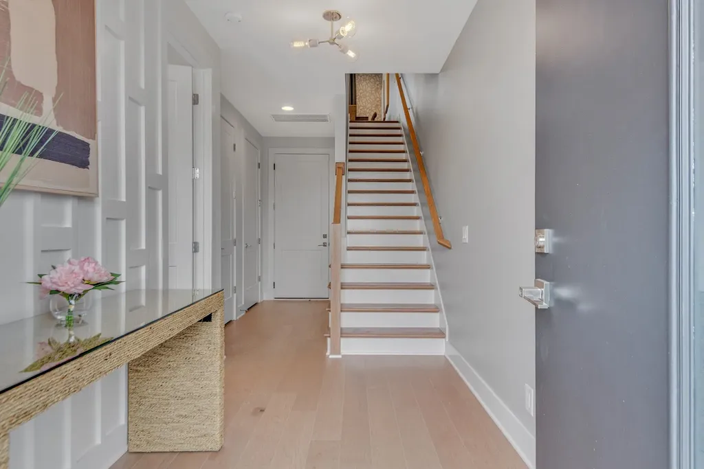 2176 Carson Street Nashville TN 37211
