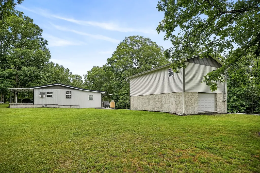 1400 Orlie Young Road Crab Orchard TN 37723