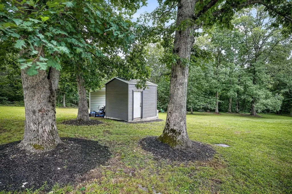 1400 Orlie Young Road Crab Orchard TN 37723