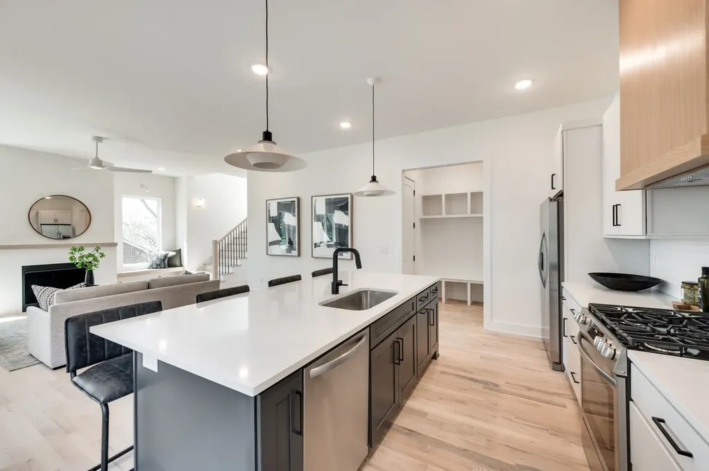 1915A Scott Avenue Nashville TN 37206
