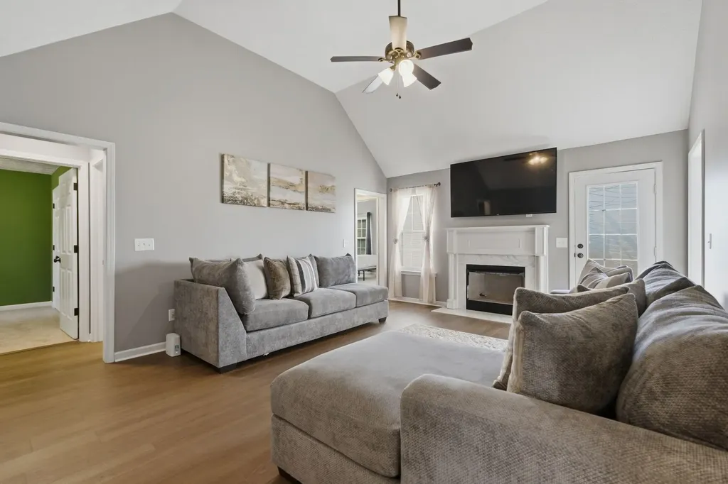 210 Stockton Drive Murfreesboro TN 37128
