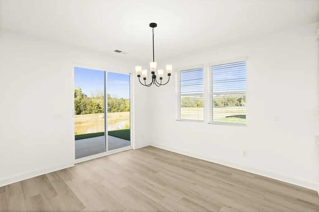 2405 Hartman Cove Columbia TN 38401