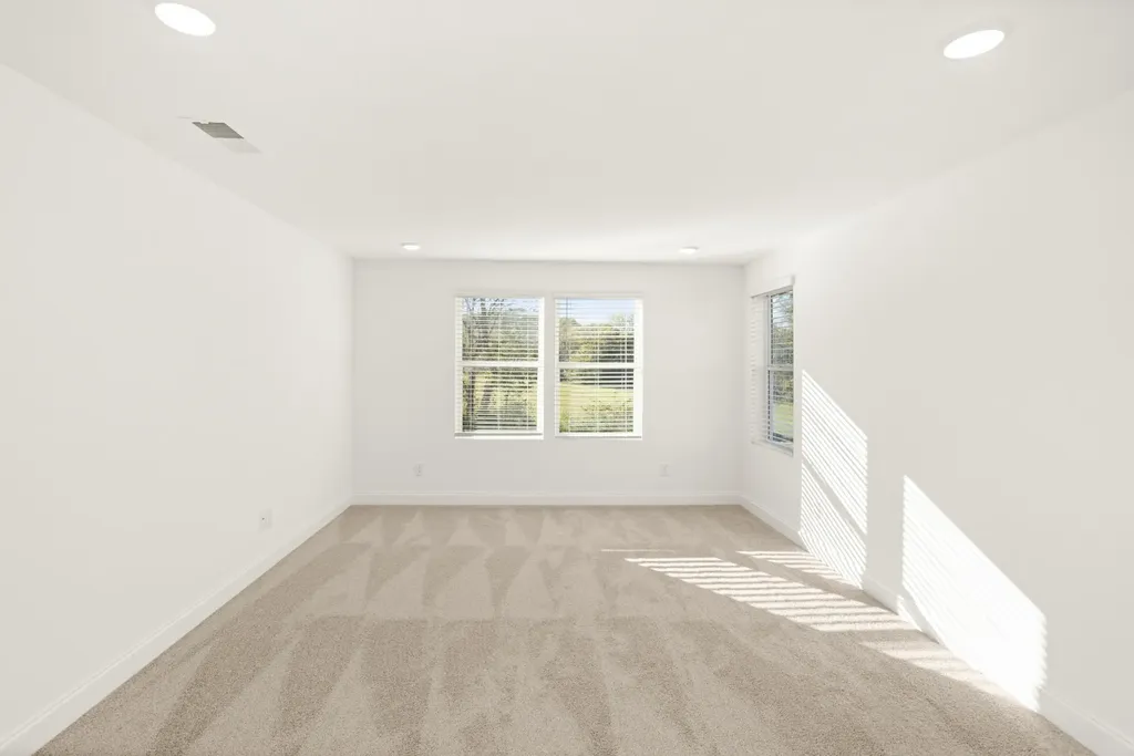 2405 Hartman Cove Columbia TN 38401
