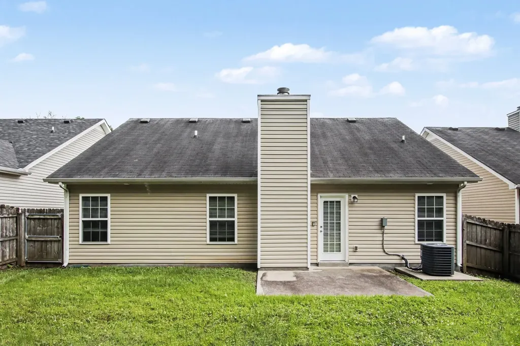 8469 Lawson Drive Antioch TN 37013