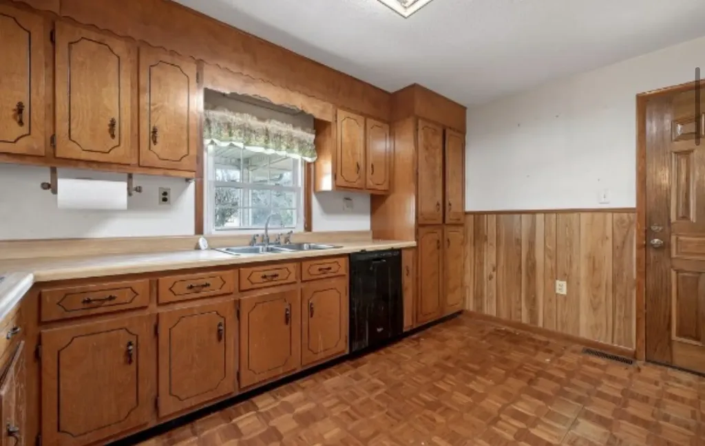 79 Evans Lane Spencer TN 38585