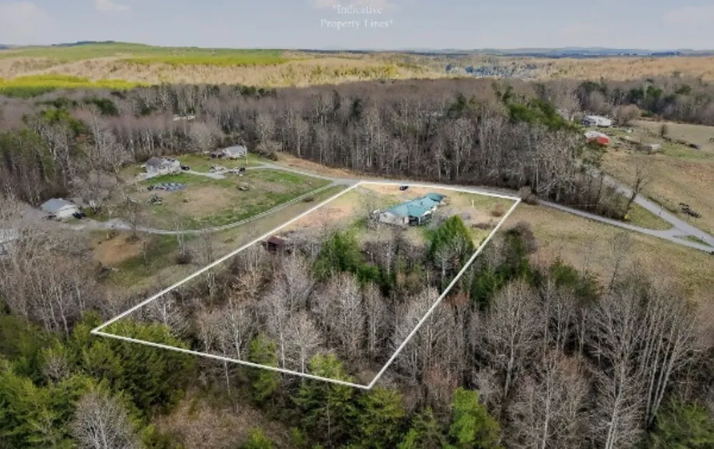 79 Evans Lane Spencer TN 38585