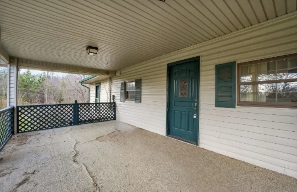79 Evans Lane Spencer TN 38585