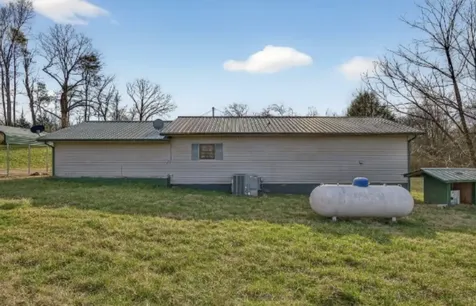 79 Evans Lane Spencer TN 38585