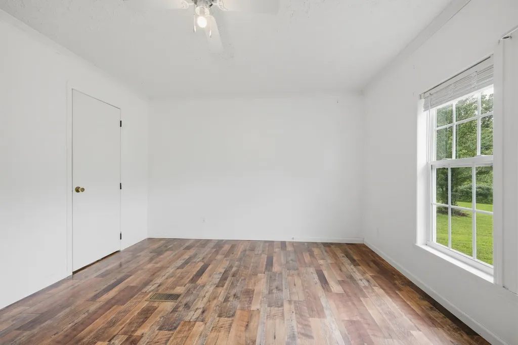 2594 Sylvia Road Dickson TN 37055