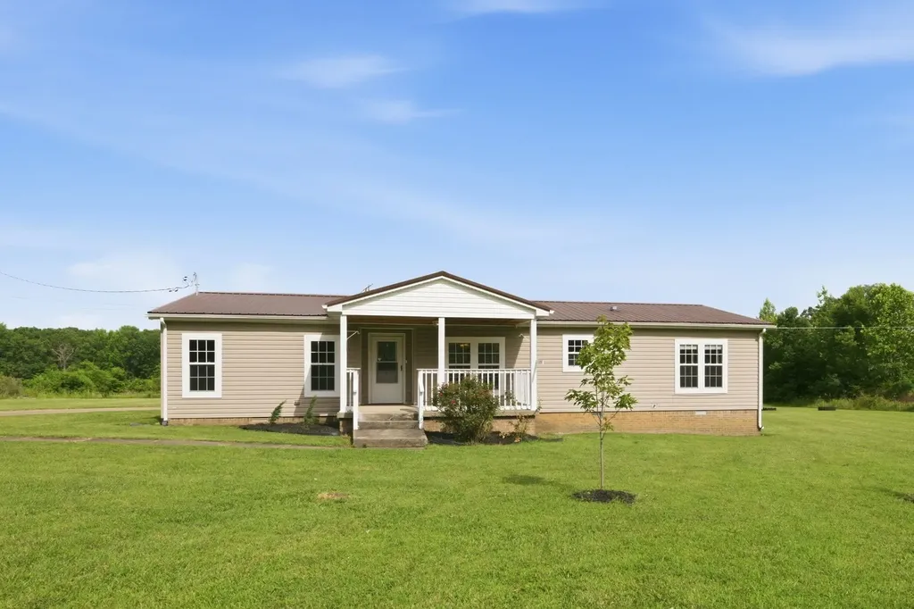 2594 Sylvia Road Dickson TN 37055