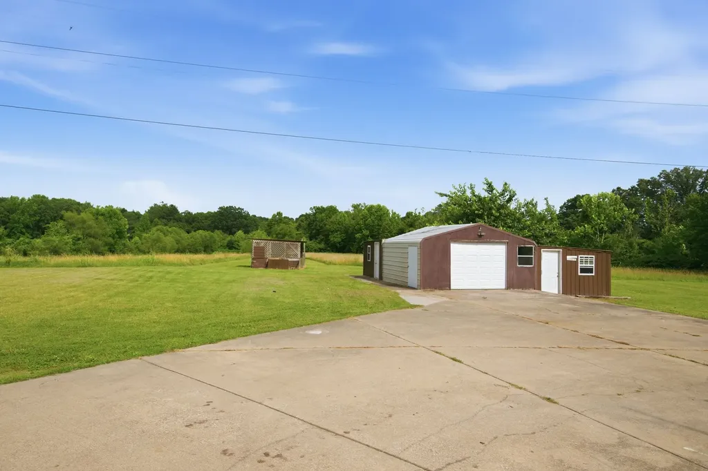 2594 Sylvia Road Dickson TN 37055