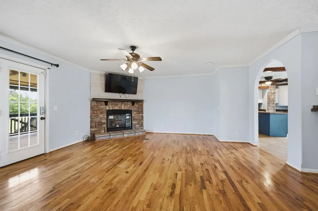 2594 Sylvia Road Dickson TN 37055