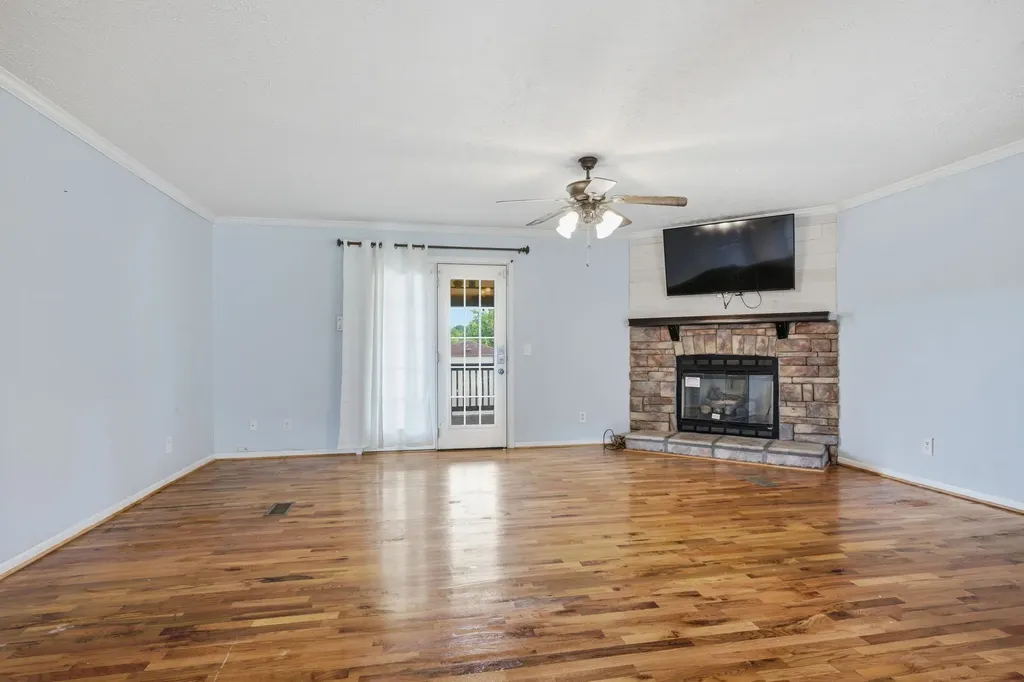 2594 Sylvia Road Dickson TN 37055