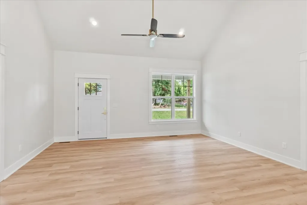 101 Hogin Road Dickson TN 37055