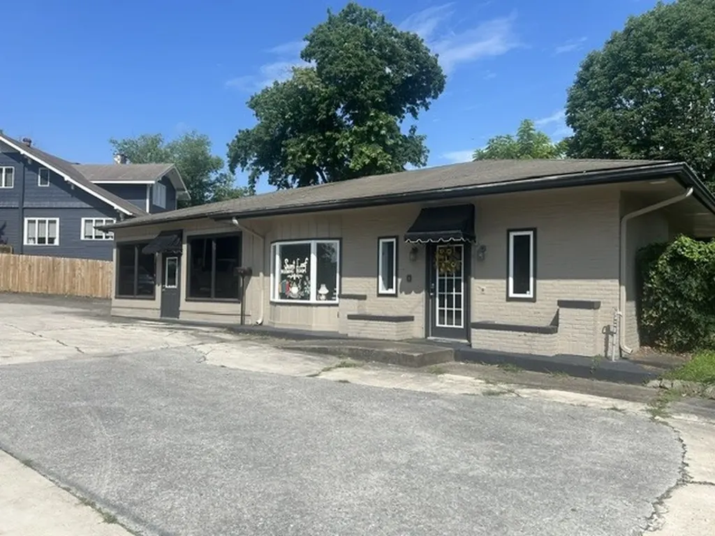 108 Mulberry Avenue Fayetteville TN 37334