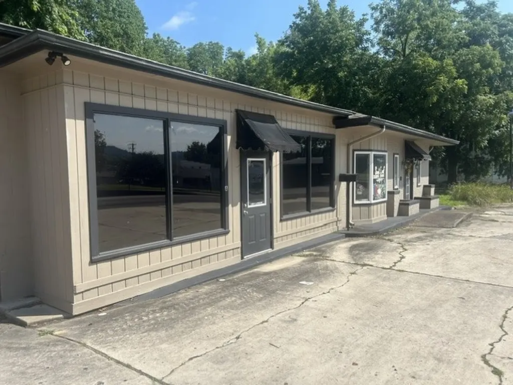 108 Mulberry Avenue Fayetteville TN 37334