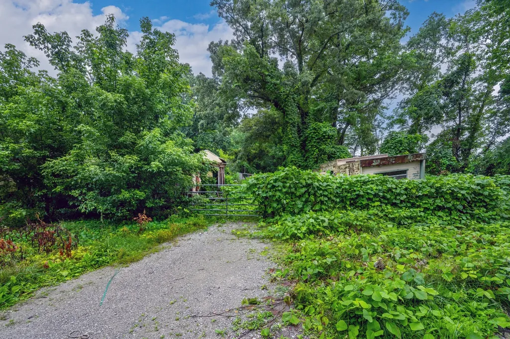 491 Joe Hickerson Road Manchester TN 37355