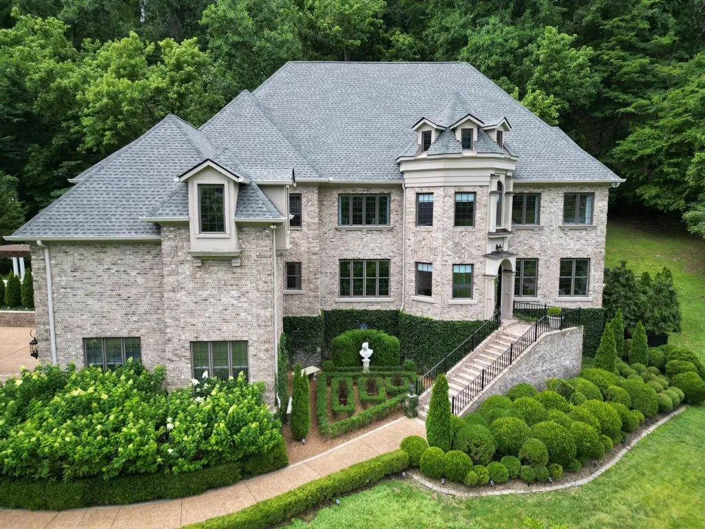 1060 Natchez Valley Lane Franklin TN 37064