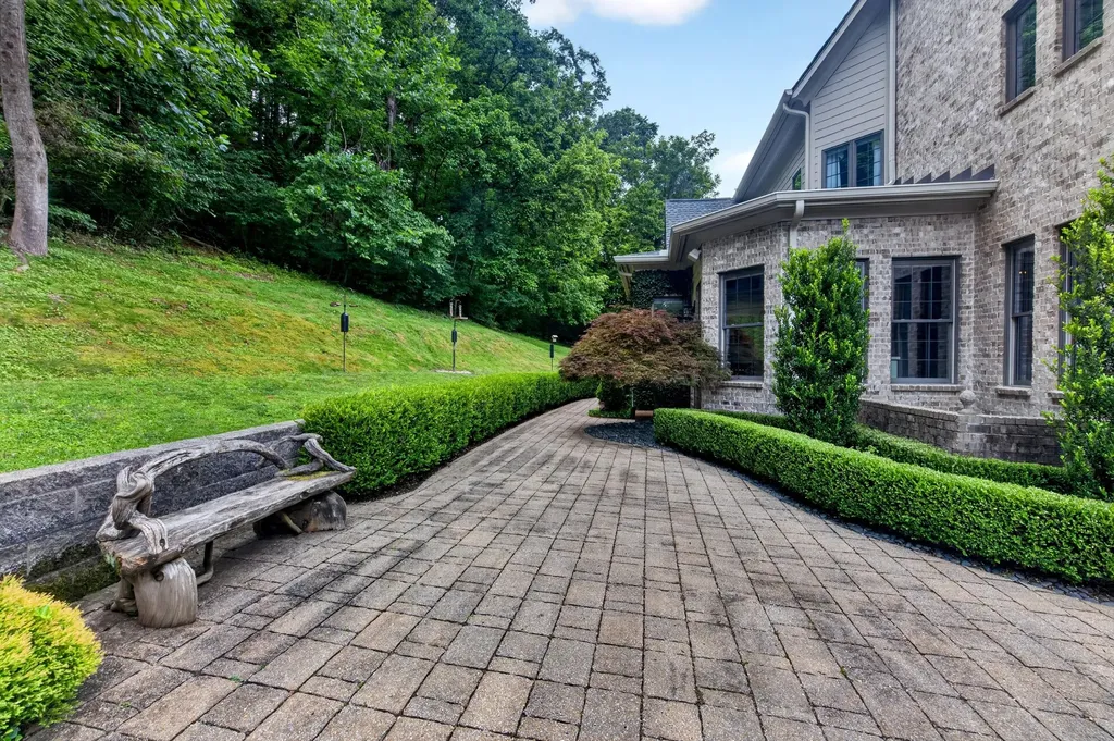 1060 Natchez Valley Lane Franklin TN 37064