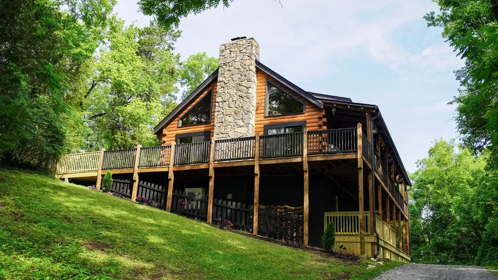 2676 Thompson Station Road, E Thompsons Station TN 37179