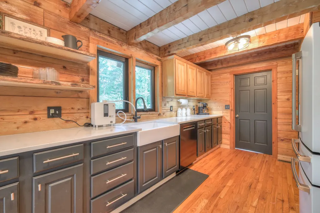 2676 Thompson Station Road, E Thompsons Station TN 37179