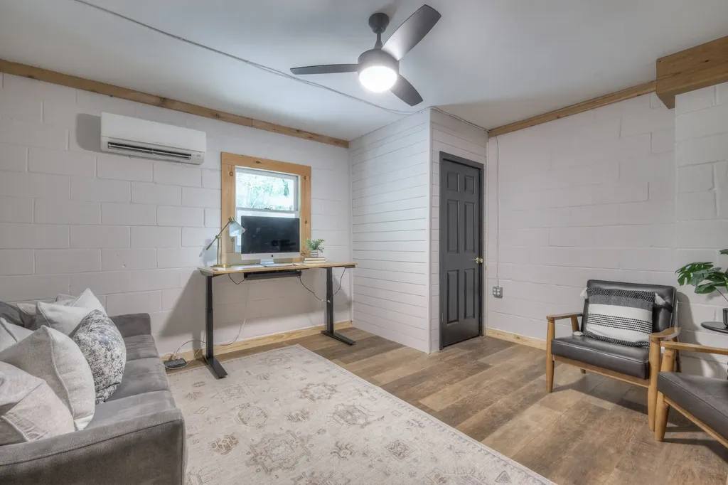 2676 Thompson Station Road, E Thompsons Station TN 37179